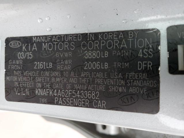 KNAFK4A62F5433682 - 2015 KIA FORTE LX SILVER photo 12