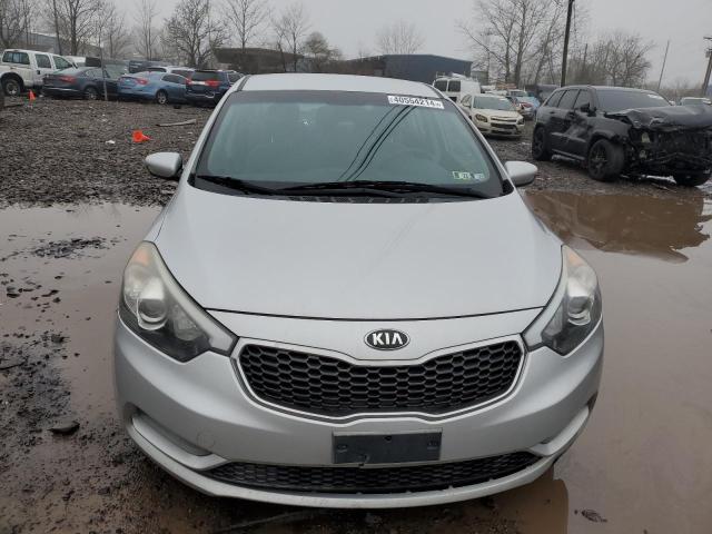 KNAFK4A62F5433682 - 2015 KIA FORTE LX SILVER photo 5