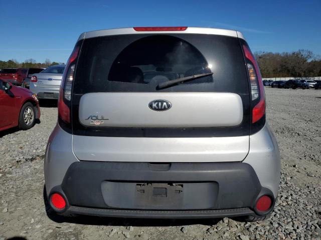 KNDJN2A2XF7771227 - 2015 KIA SOUL SILVER photo 6