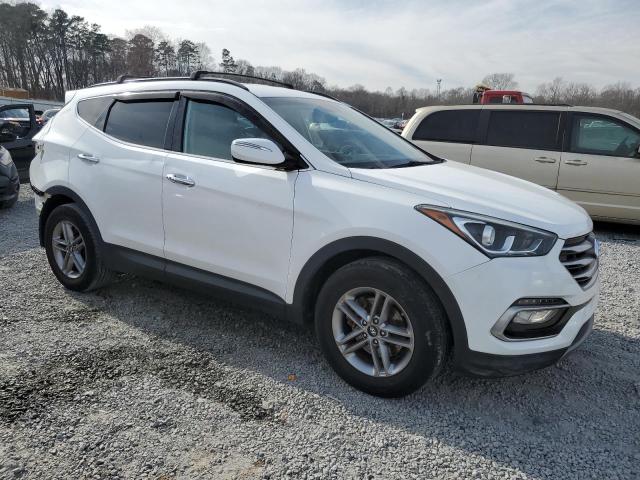 5NMZUDLB5HH013421 - 2017 HYUNDAI SANTA FE S WHITE photo 4