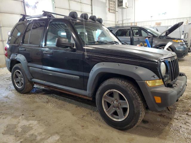 1J4GL38K46W218987 - 2006 JEEP LIBERTY RENEGADE BLACK photo 4