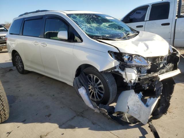 5TDYZ3DC4LS049671 - 2020 TOYOTA SIENNA XLE WHITE photo 4