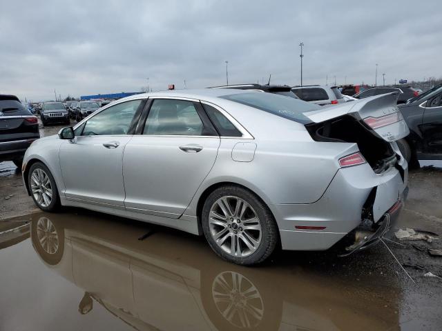 3LN6L2J92DR805459 - 2013 LINCOLN MKZ SILVER photo 2