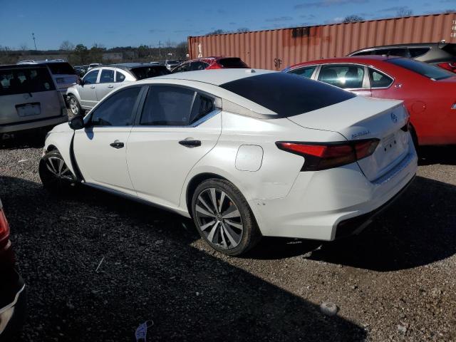 1N4BL4CW7KN301531 - 2019 NISSAN ALTIMA SR WHITE photo 2