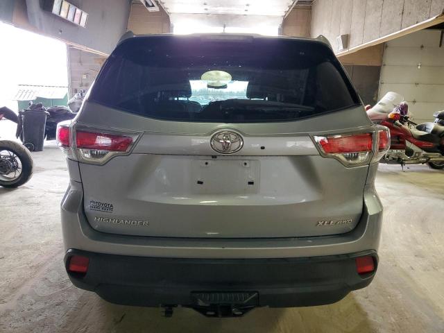 5TDJKRFH4FS076049 - 2015 TOYOTA HIGHLANDER XLE Gümüş foto 6