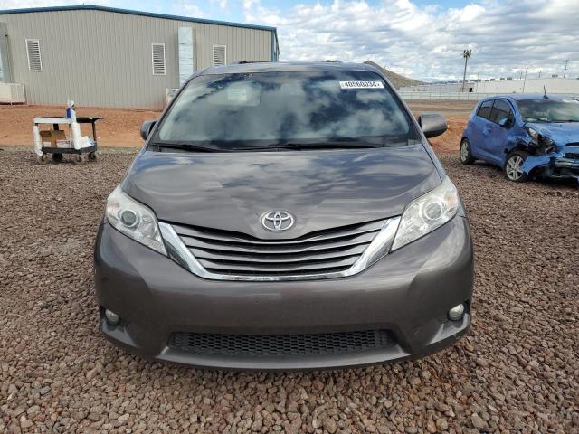 5TDYK3DC7GS732720 - 2016 TOYOTA SIENNA XLE SILVER photo 5