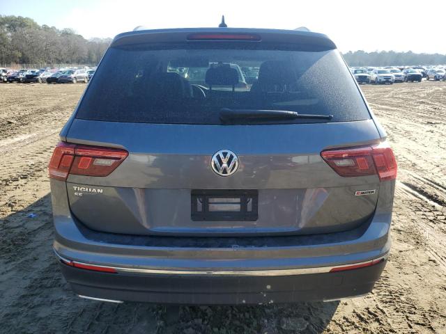 3VV2B7AX7LM060075 - 2020 VOLKSWAGEN TIGUAN SE GRAY photo 6