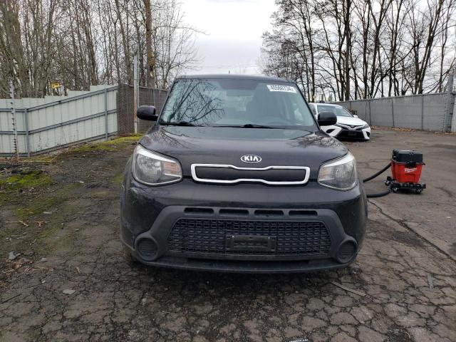 KNDJN2A26G7374177 - 2016 KIA SOUL BLACK photo 5