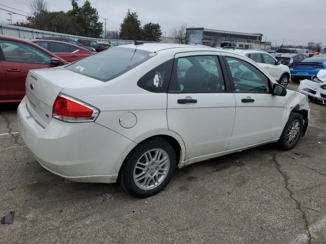 1FAHP3FN9AW221426 - 2010 FORD FOCUS SE WHITE photo 3