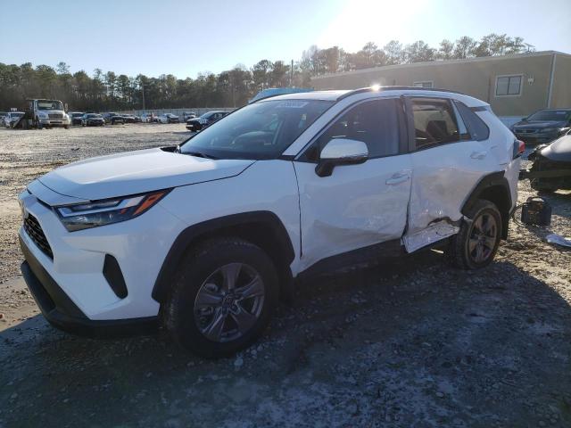 2T3W1RFV7RC257830 - 2024 TOYOTA RAV4 XLE WHITE photo 1