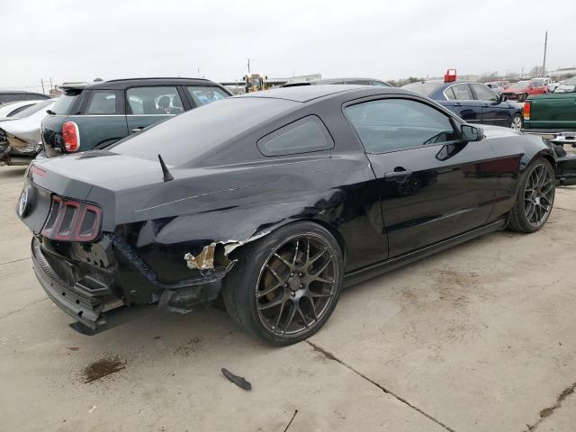 1ZVBP8AM3D5259463 - 2013 FORD MUSTANG BLACK photo 3