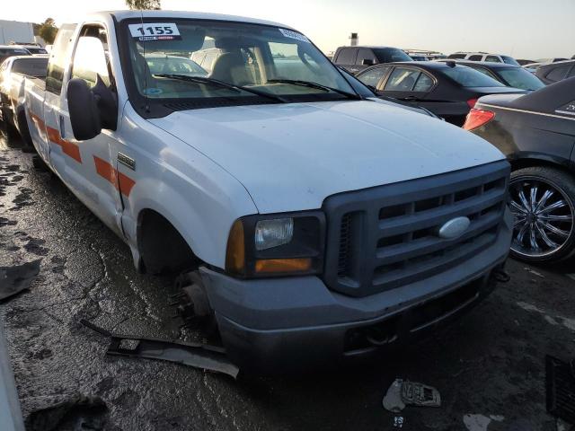 1FTSX20586EA00156 - 2006 FORD F250 SUPER DUTY WHITE photo 4