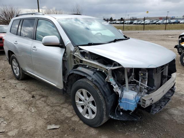 5TDZK3EH3CS063970 - 2012 TOYOTA HIGHLANDER BASE Argent photo 4
