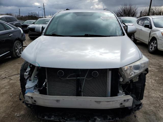 5TDZK3EH3CS063970 - 2012 TOYOTA HIGHLANDER BASE Argent photo 5