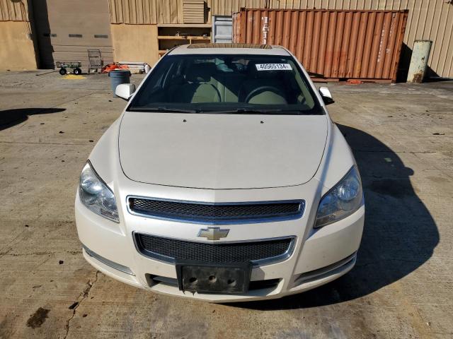 1G1ZD5EBXA4136237 - 2010 CHEVROLET MALIBU 2LT WHITE photo 5