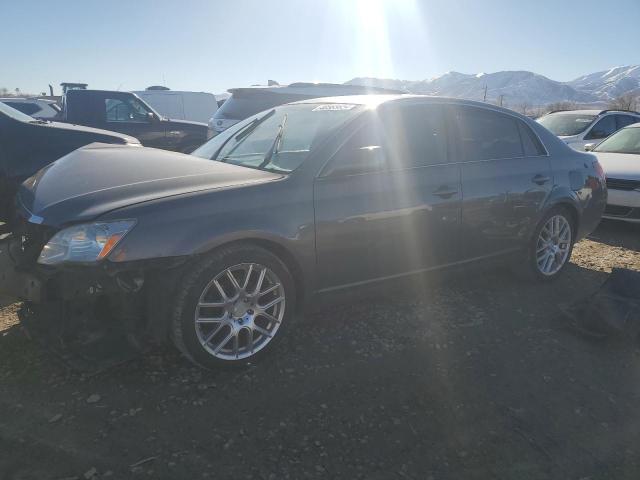 2006 TOYOTA AVALON XL, 