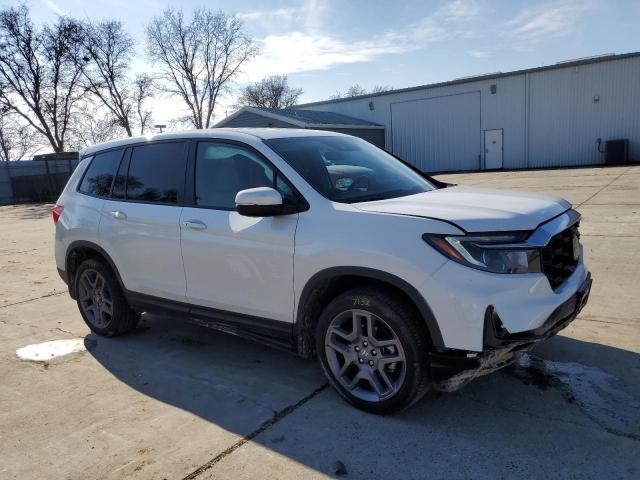5FNYF8H50PB010541 - 2023 HONDA PASSPORT EXL WHITE photo 4
