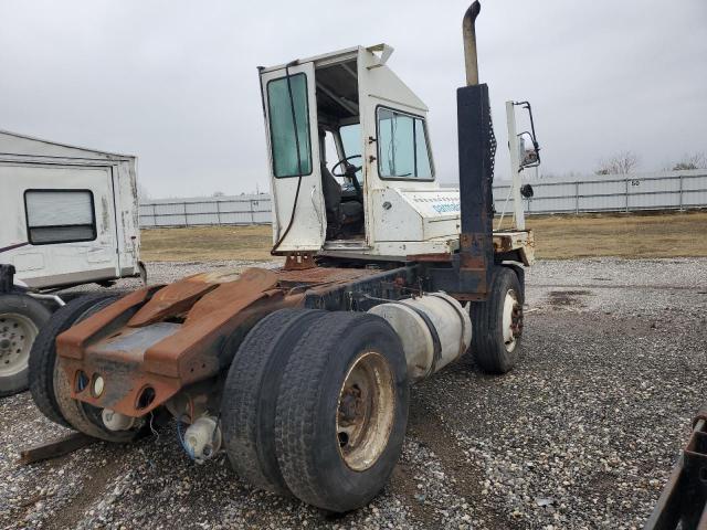 306049 - 2004 OTTAWA YARD TRACTOR 30 WHITE photo 4