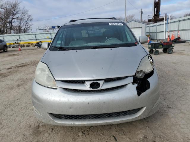 5TDZK22C17S055052 - 2007 TOYOTA SIENNA XLE SILVER photo 5