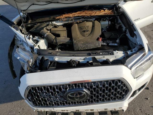 5TFCZ5AN3JX153457 - 2018 TOYOTA TACOMA DOUBLE CAB 白色 照片 11