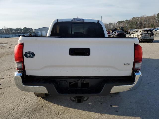 5TFCZ5AN3JX153457 - 2018 TOYOTA TACOMA DOUBLE CAB 白色 照片 6