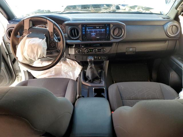 5TFCZ5AN3JX153457 - 2018 TOYOTA TACOMA DOUBLE CAB 白色 照片 8