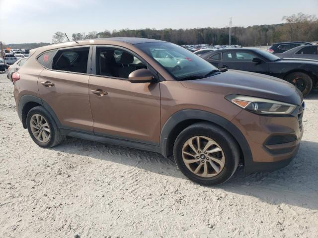 KM8J23A40GU039381 - 2016 HYUNDAI TUCSON SE BROWN photo 4