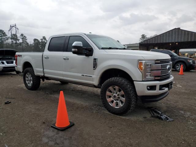 1FT7W2BT8HEB64627 - 2017 FORD F250 SUPER DUTY WHITE photo 4