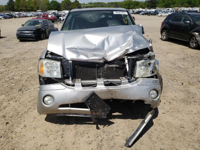 1GKDT13S562123547 - 2006 GMC ENVOY SILVER photo 7