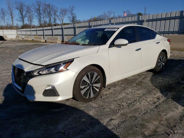 1N4BL4DV2MN401271 - 2021 NISSAN ALTIMA SV WHITE photo 1