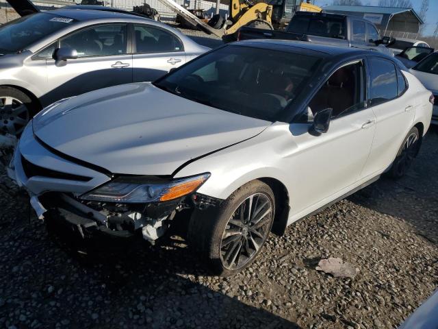 4T1KZ1AKXLU037084 - 2020 TOYOTA CAMRY TRD WHITE photo 1