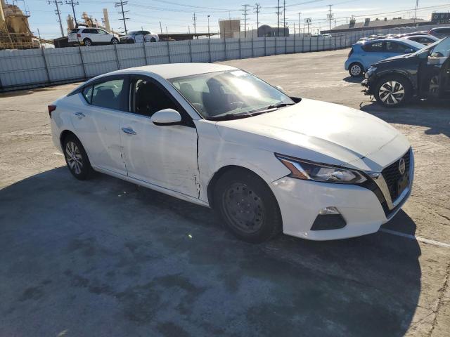 1N4BL4BV8LC239904 - 2020 NISSAN ALTIMA S WHITE photo 4