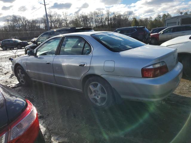 19UUA56632A035301 - 2002 ACURA 3.2TL SILVER photo 2