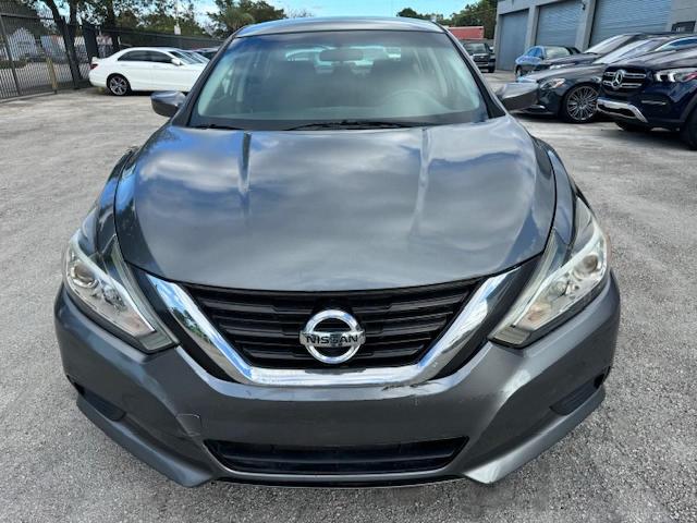 1N4AL3AP4HN304249 - 2017 NISSAN ALTIMA 2.5 GRAY photo 5