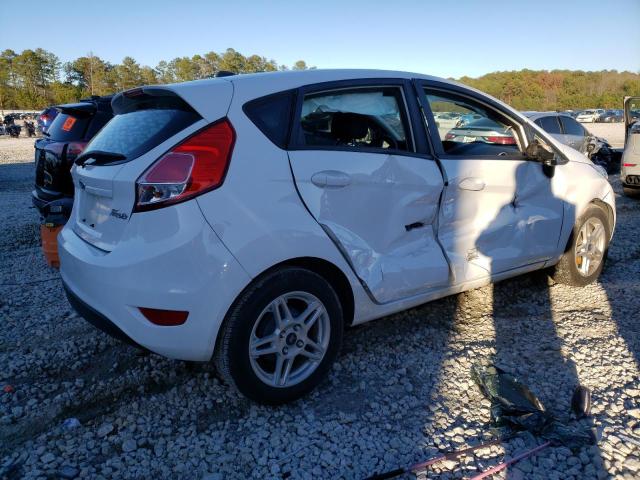 3FADP4EJ3HM132335 - 2017 FORD FIESTA SE WHITE photo 3