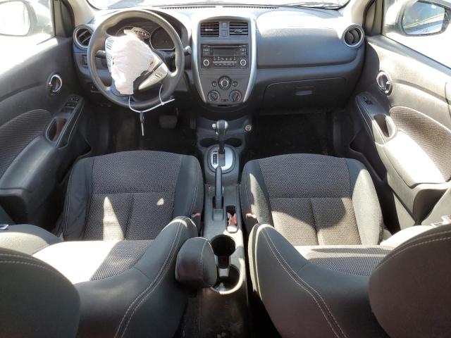 3N1CN7AP4HL804791 - 2017 NISSAN VERSA S SILVER photo 8