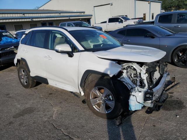 2T3W1RFV0PW294763 - 2023 TOYOTA RAV4 XLE WHITE photo 4