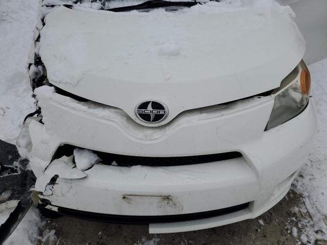 JTKKU4B40C1022186 - 2012 TOYOTA SCION XD WHITE photo 11