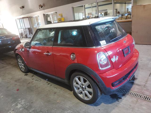 WMWSV3C57DT393886 - 2013 MINI COOPER S RED photo 2