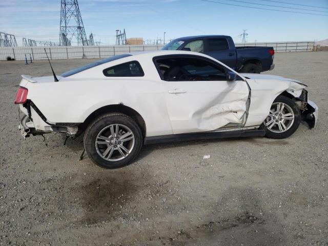 1ZVBP8AN9A5112679 - 2010 FORD MUSTANG WHITE photo 3