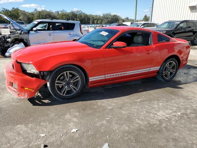 1ZVBP8AM2D5204759 - 2013 FORD MUSTANG RED photo 1