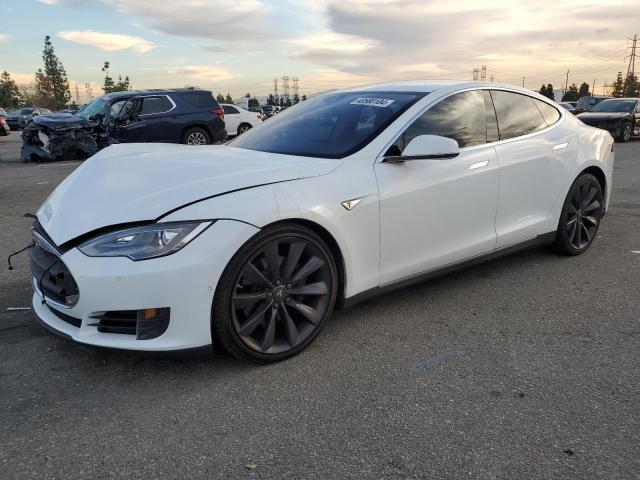 5YJSA1E2XGF122852 - 2016 TESLA MODEL S 白色 照片 1