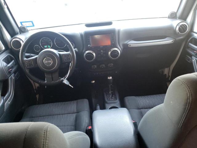 1C4BJWEG2CL205448 - 2012 JEEP WRANGLER U SAHARA WHITE photo 8