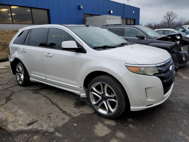 2FMDK3AK0BBA80667 - 2011 FORD EDGE SPORT WHITE photo 4