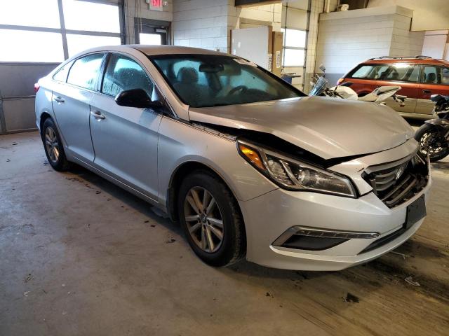 5NPE24AF5FH241591 - 2015 HYUNDAI SONATA SE SILVER photo 4