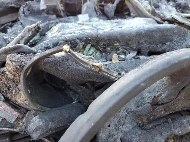 2C4RC1BG9JR351009 - 2018 CHRYSLER PACIFICA TOURING L Այրված լուսանկար 9