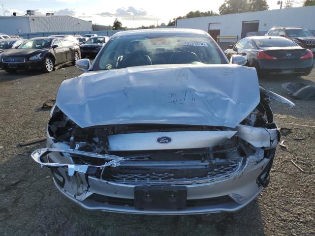 3FA6P0RU5KR217094 - 2019 FORD FUSION TITANIUM SILVER photo 5