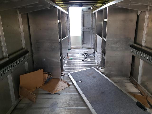 4UZAC2EA3JCJF6971 - 2018 FREIGHTLINER CHASSIS M LINE WALK-IN VAN GREEN photo 11