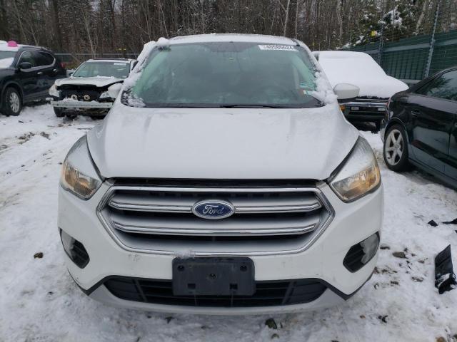 1FMCU9GD2HUB05749 - 2017 FORD ESCAPE SE WHITE photo 5