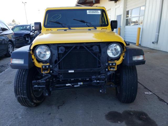 1C4HJXDG8JW285254 - 2018 JEEP WRANGLER U SPORT YELLOW photo 5